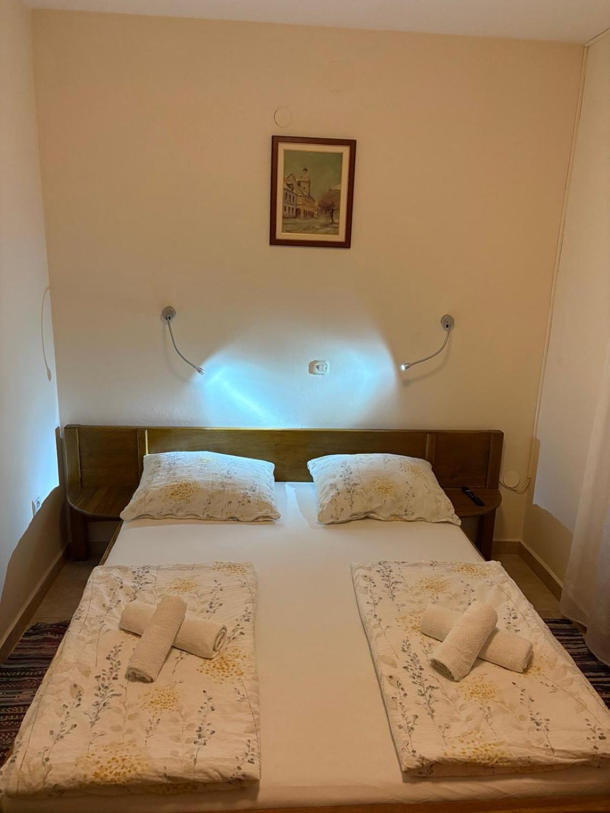 Apartment Lavanda Starigrad Paklenica Extérieur photo